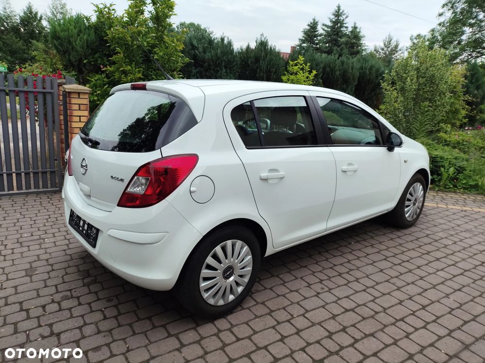 Opel Corsa - 22