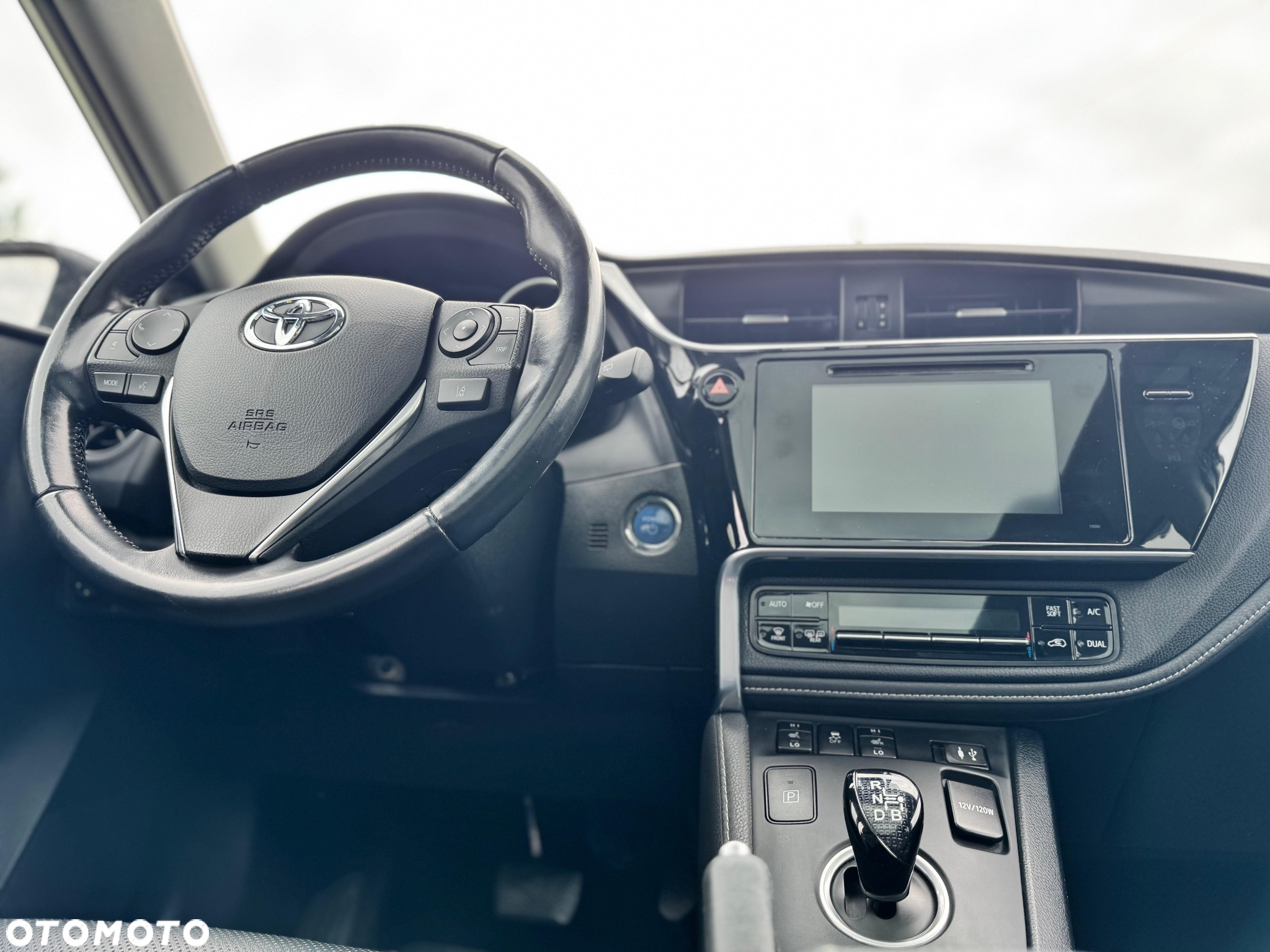 Toyota Auris Hybrid 135 Prestige - 20