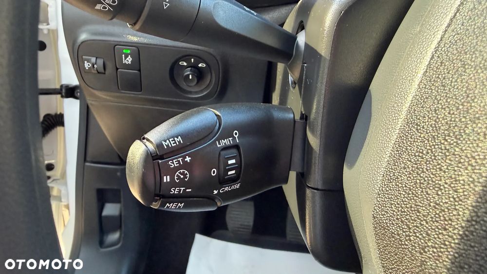 Citroën C3 1.2 PureTech Feel - 29