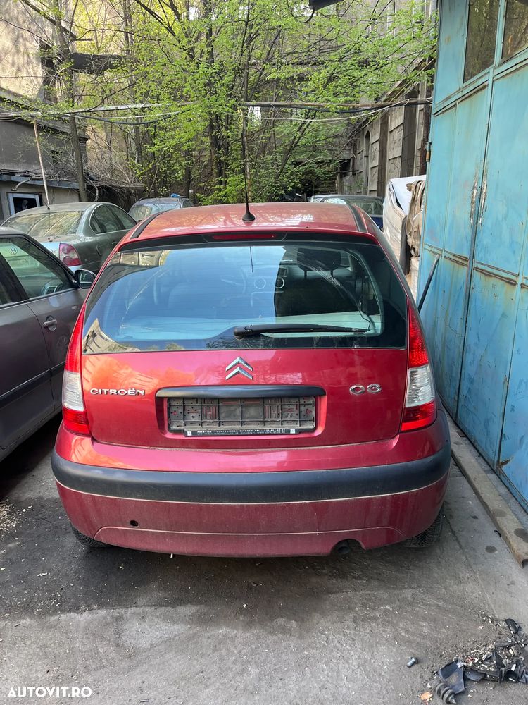 Dezmembrez Citroen C3 visiniu 1,1 benzina 2008 - 3