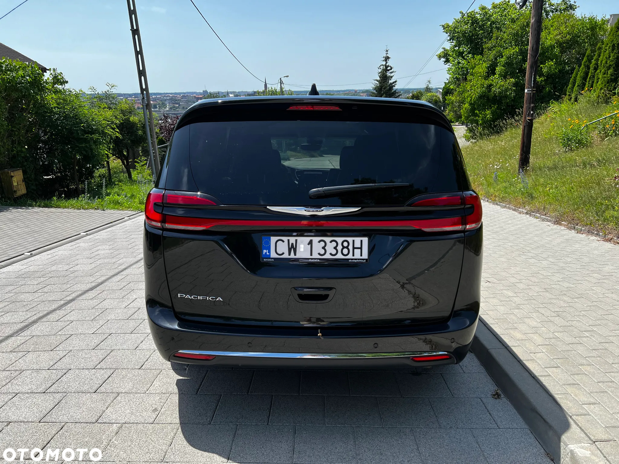 Chrysler Pacifica - 6