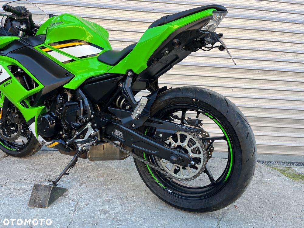 Kawasaki Ninja - 13