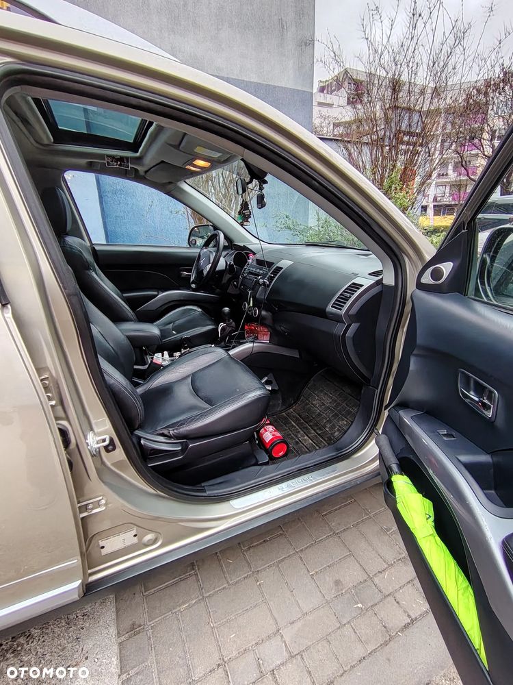 Mitsubishi Outlander 2.0 DI-D 4WD Instyle - 5