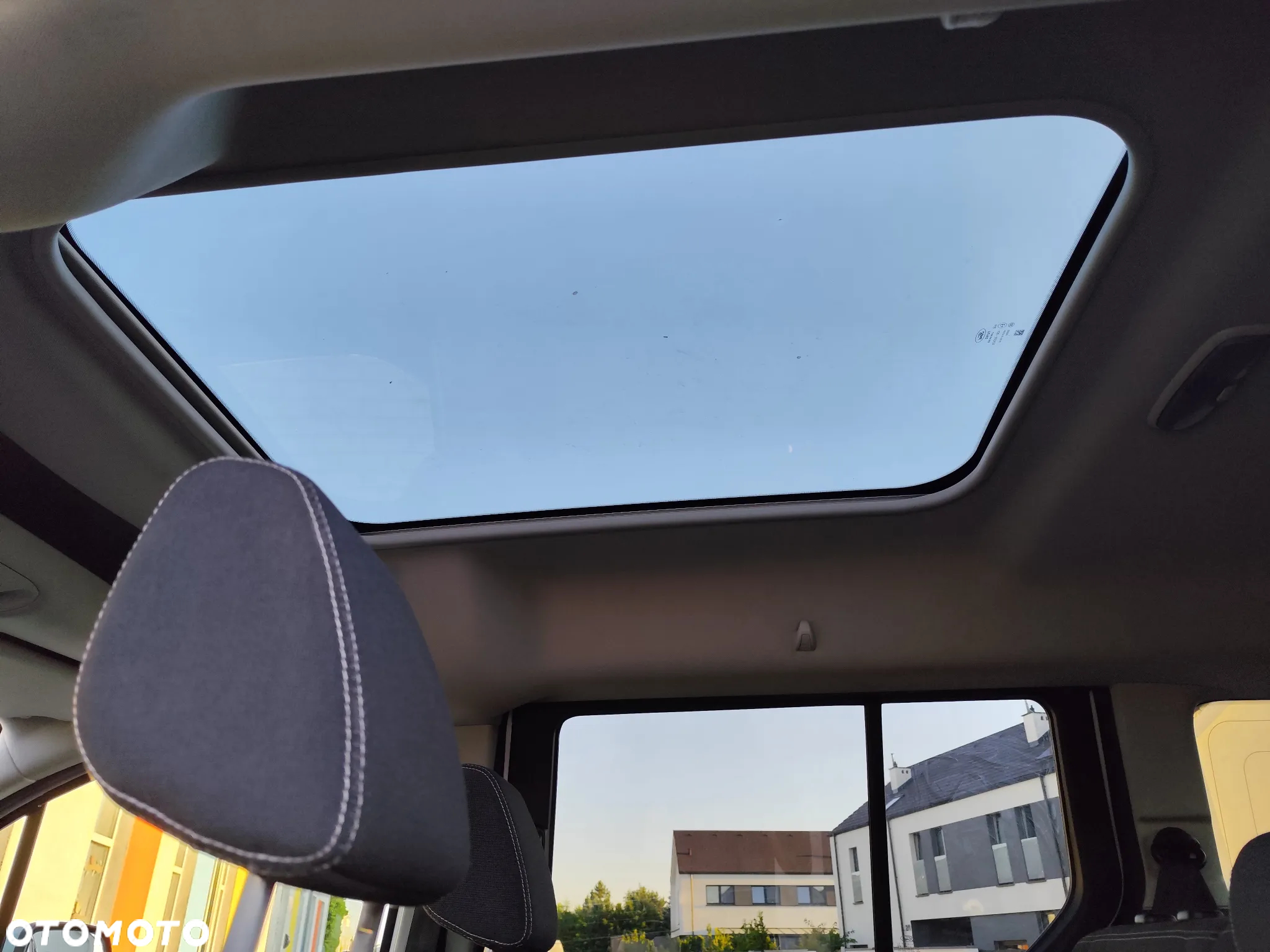 Ford Tourneo Connect Grand - 27