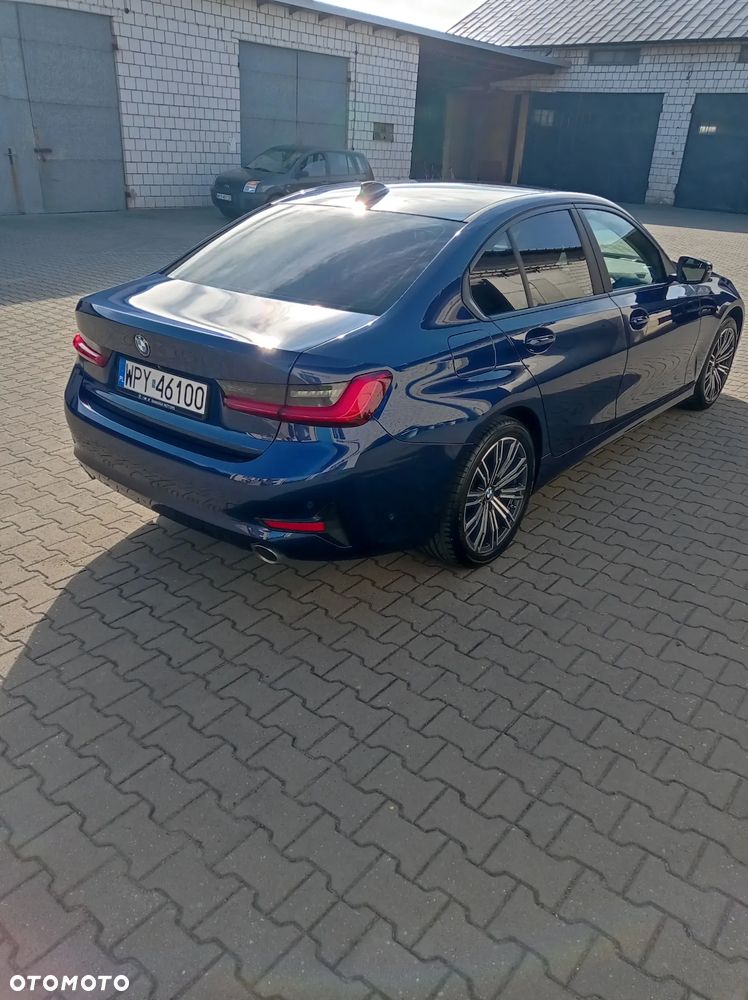 BMW Seria 3 320d - 15