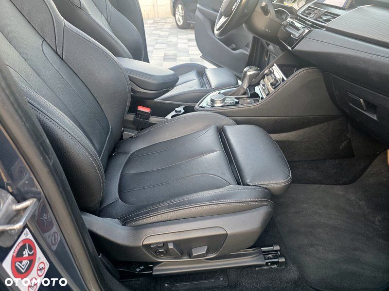 BMW Seria 2 220d Sport-Aut Luxury Line - 28
