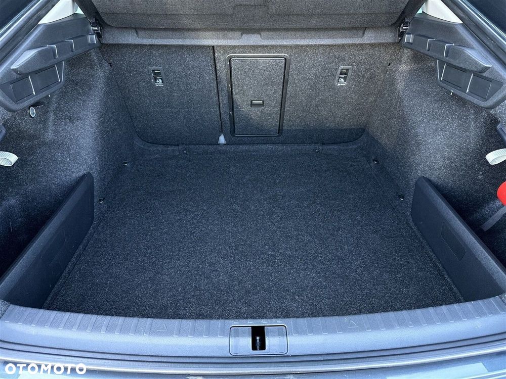 Skoda Octavia 1.5 TSI ACT Style DSG - 9