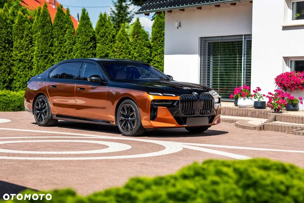 BMW Seria 7 740d xDrive mHEV Individual Edition sport - 11
