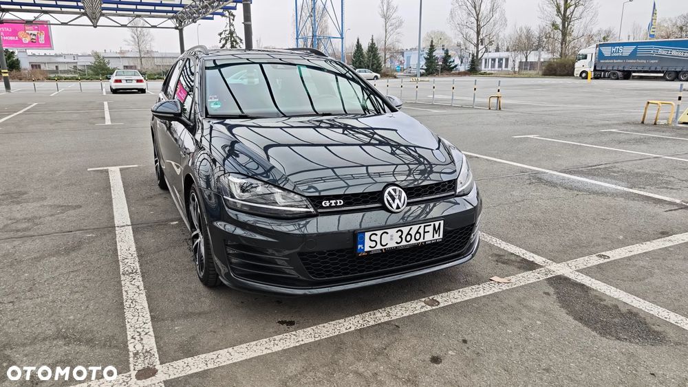 Volkswagen Golf 2.0 TDI BMT GTD DSG - 2