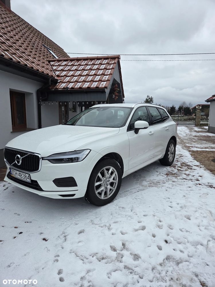 Volvo XC 60 T4 Momentum - 2