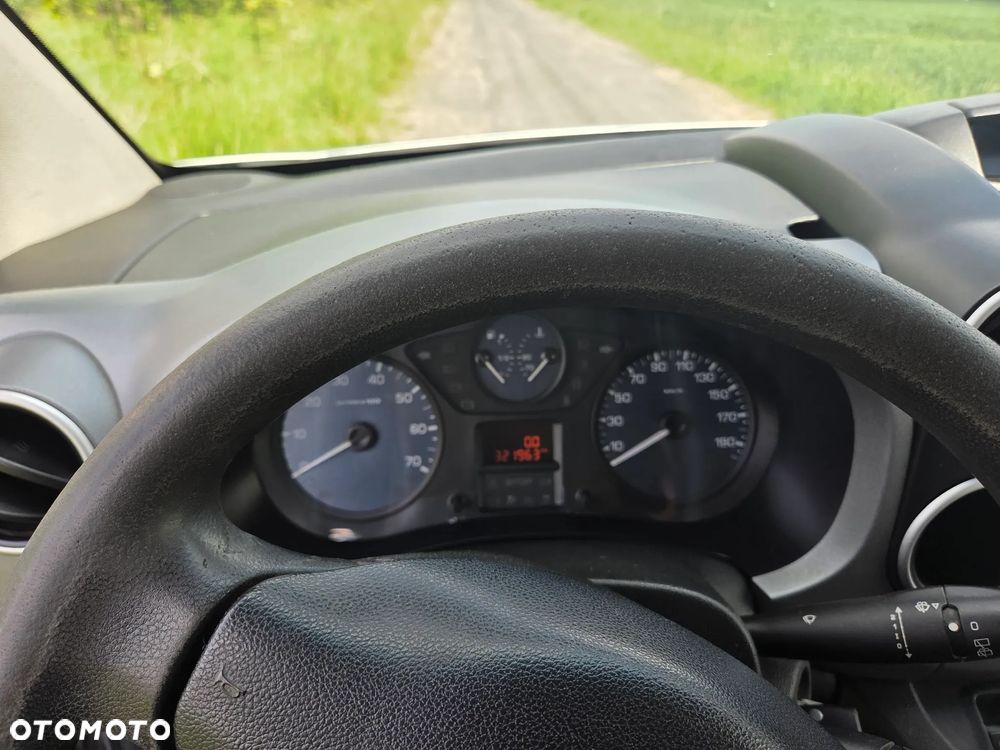 Peugeot Partner 1.6 BlueHDi Active - 9