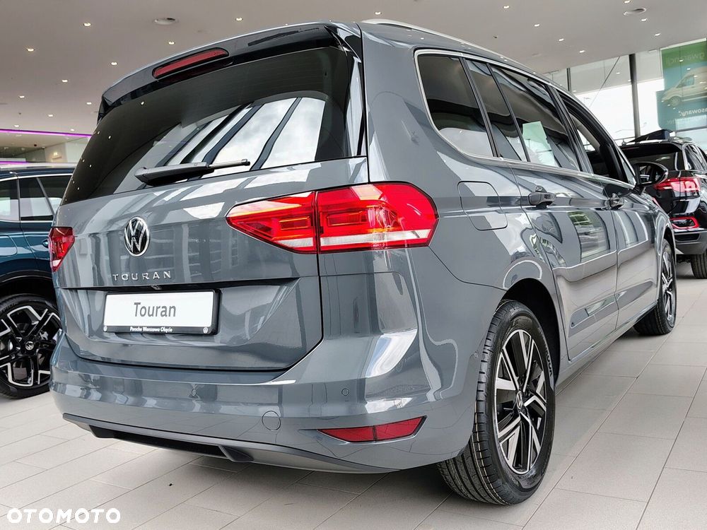 Volkswagen Touran - 9