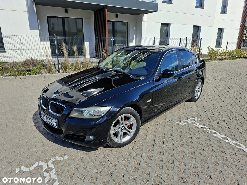 BMW Seria 3 318i Edition Exclusive - 1
