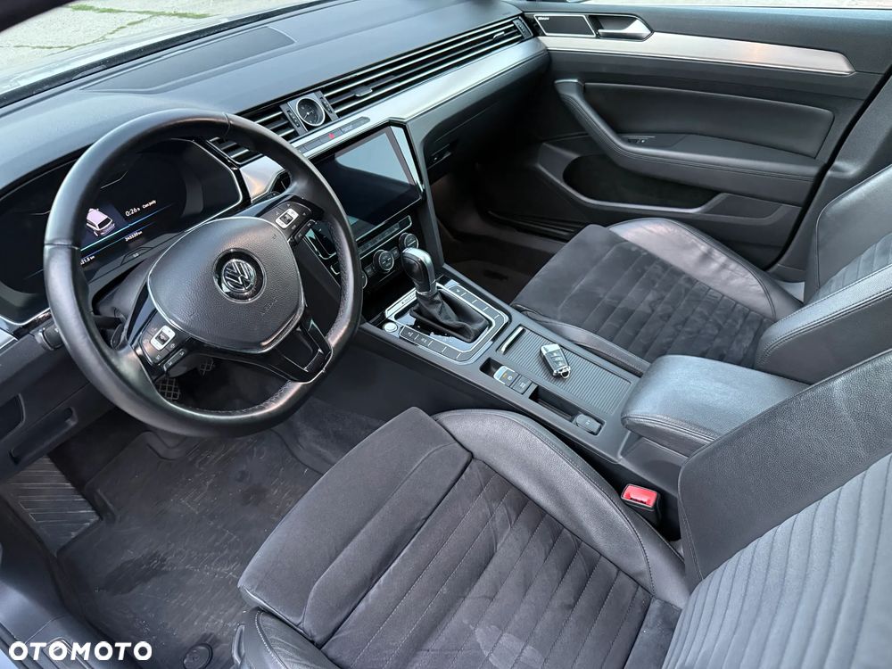 Volkswagen Passat 2.0 TDI BMT SCR 4Mot Highline DSG7 - 12