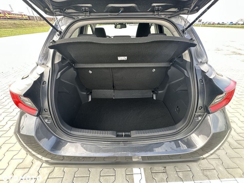Toyota Yaris Hybrid 1.5 Style - 18