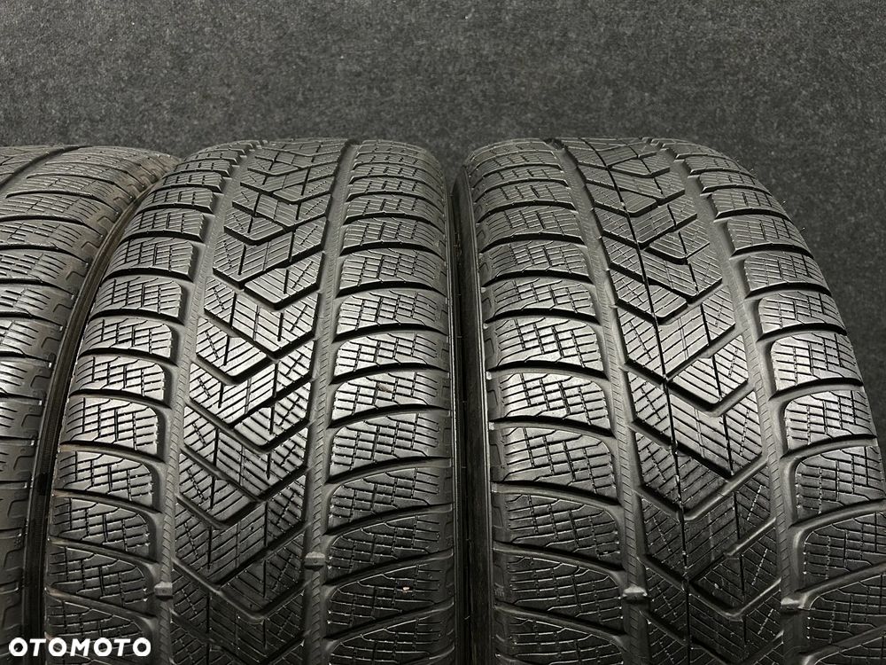 Opony zimowe Pirelli Scorpion Winter 255/55/20 110V XL 4szt. - 3