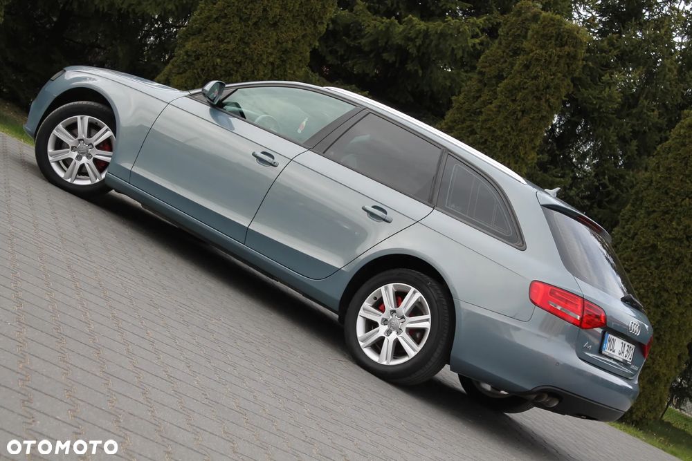 Audi A4 Avant 2.0 TDI Quattro - 11