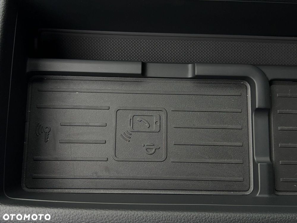 Audi A4 Limousine 35 TFSI mHEV S tronic - 33