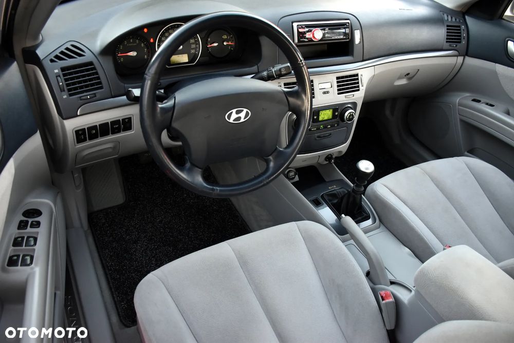 Hyundai Sonata - 5