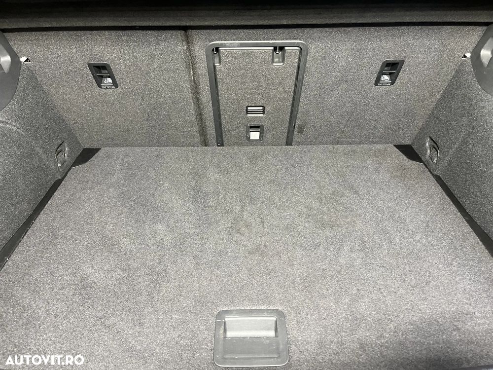 Volkswagen Golf 2.0 TSI OPF DSG GTI - 29