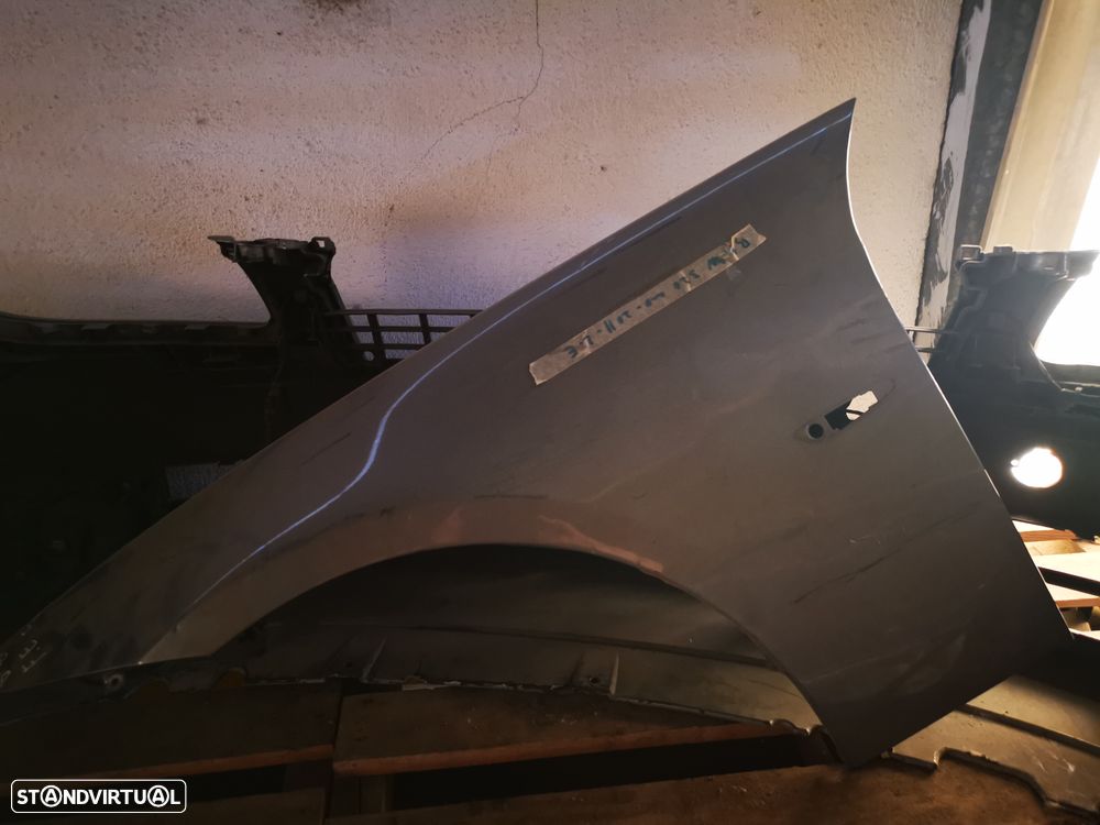 BMW SÉRIE 3 E90 GUARDA LAMAS ESQUERDO - GL058 - 1