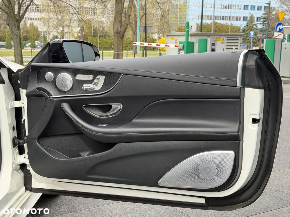 Mercedes-Benz Klasa E 220 d 4-Matic 9G-TRONIC - 9