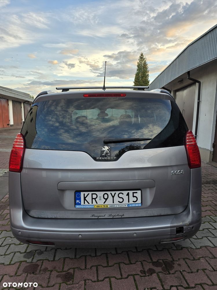 Peugeot 5008 - 3