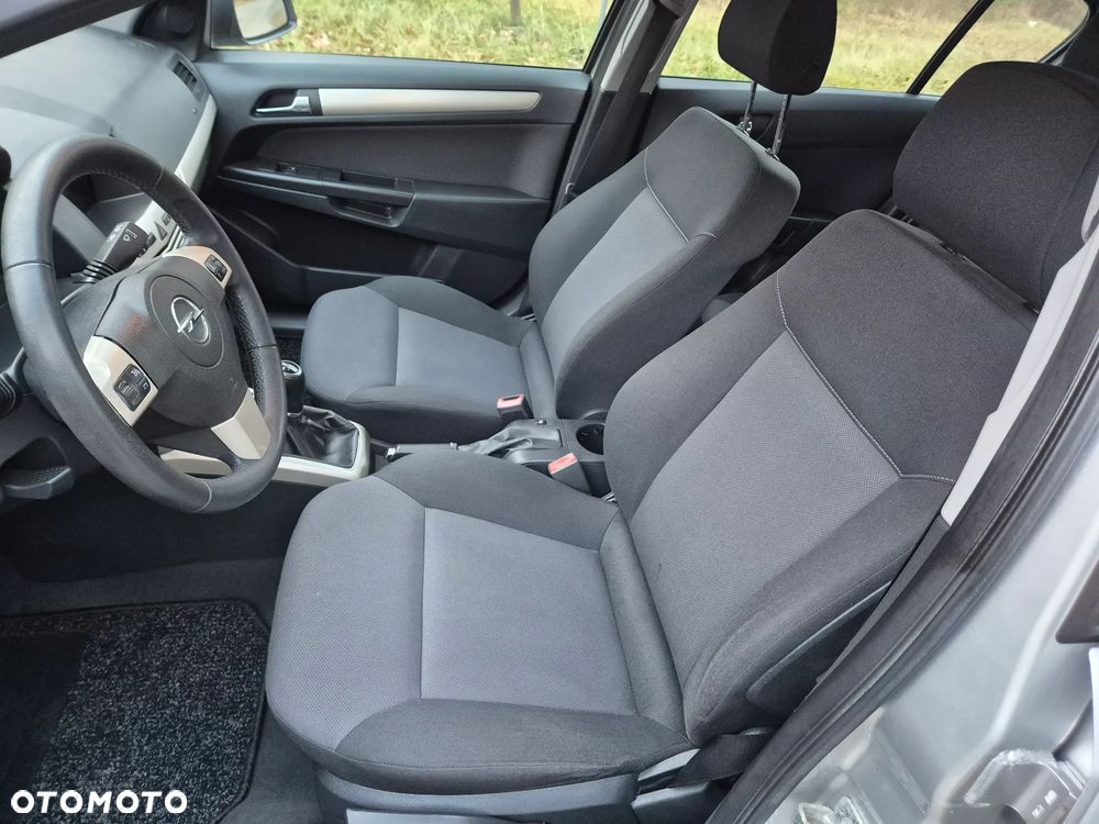Opel Astra - 13