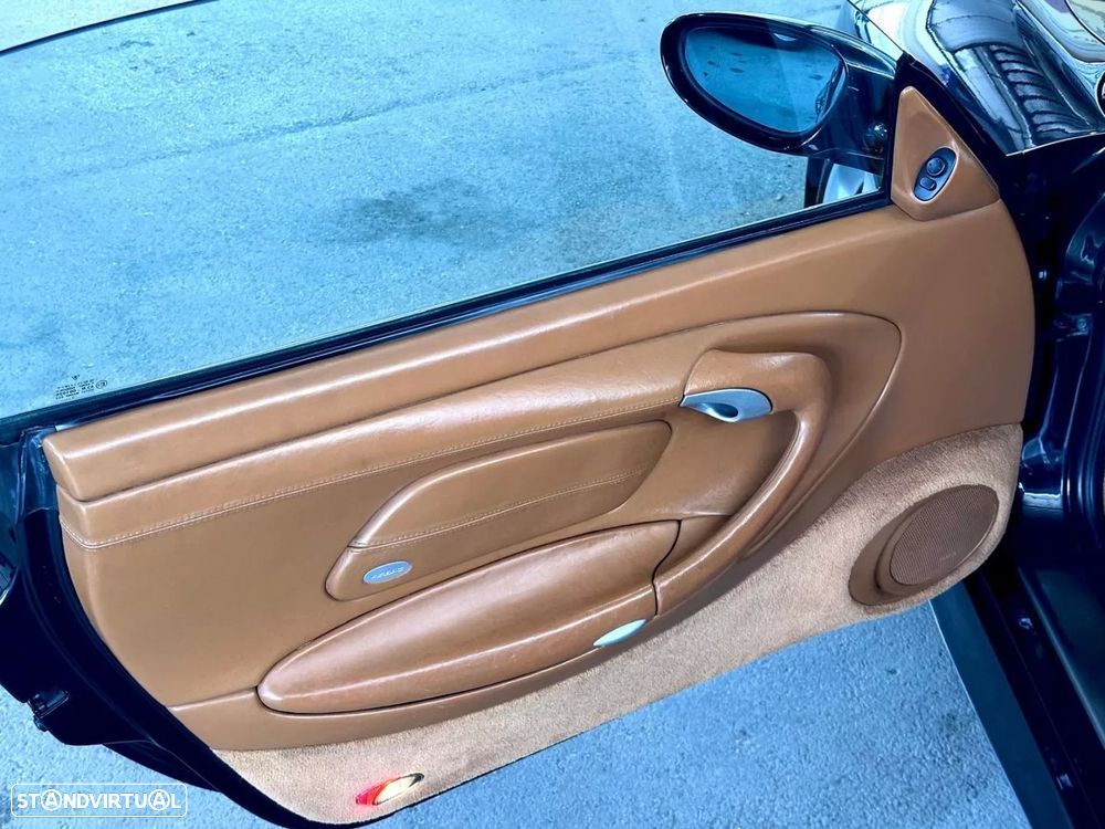 Porsche 911 (996) - 17