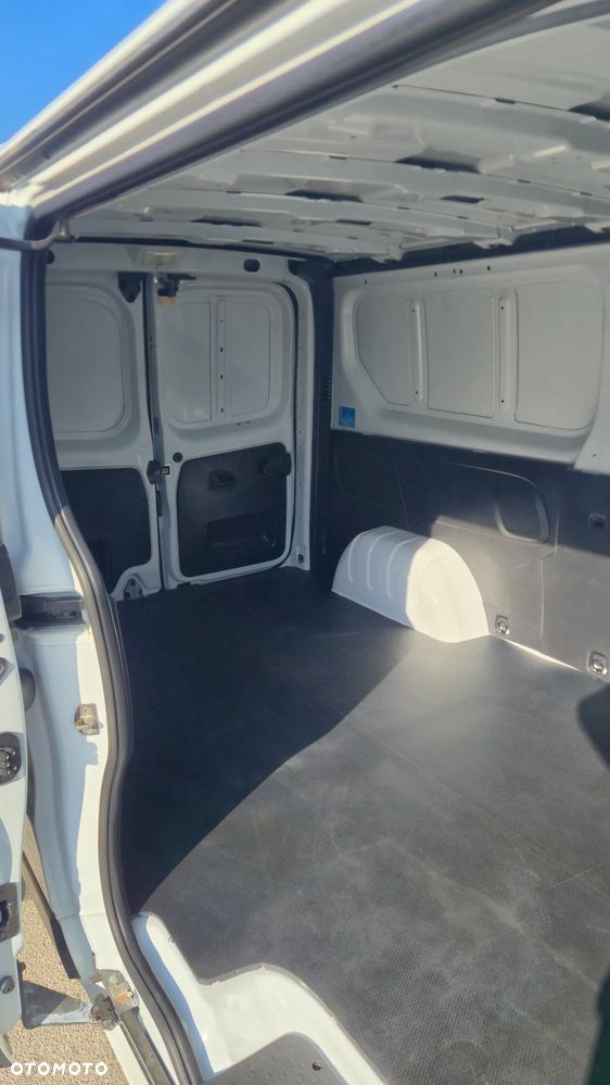 Opel Vivaro - 23
