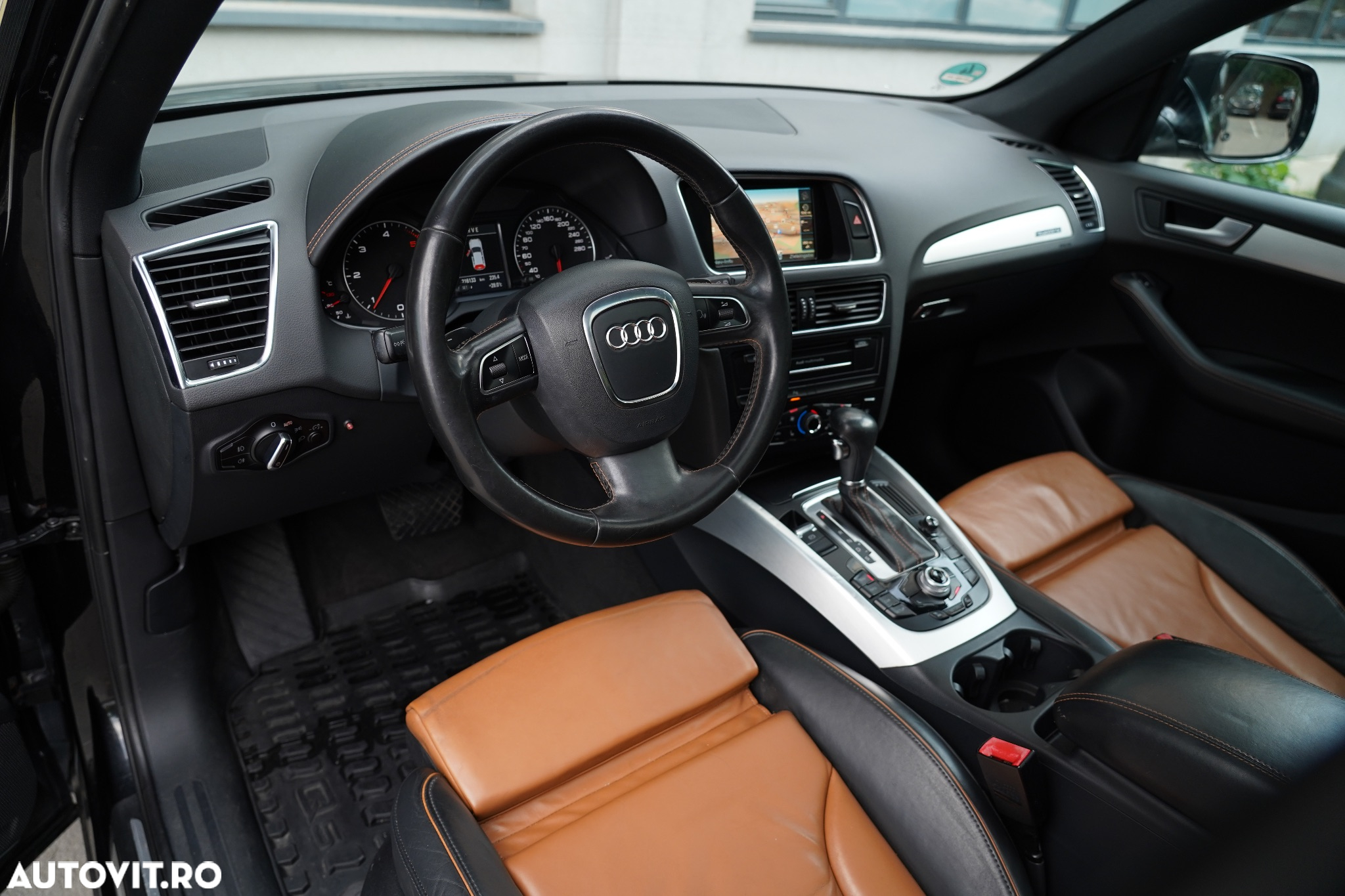 Audi Q5 2.0 TDI Quattro S tronic - 8