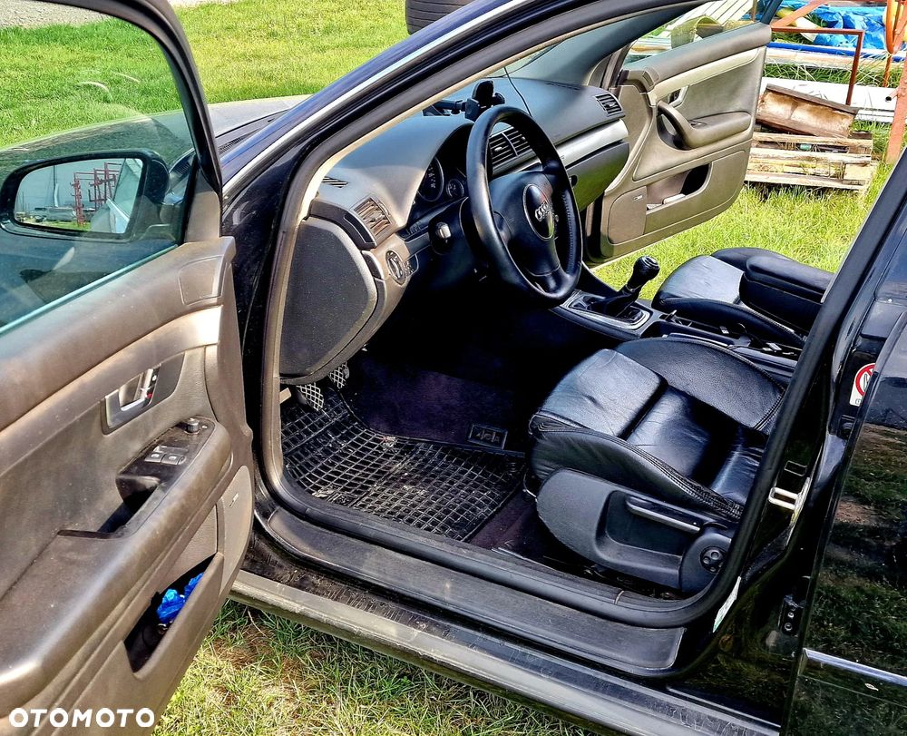Audi A4 Limousine 1.8T - 8