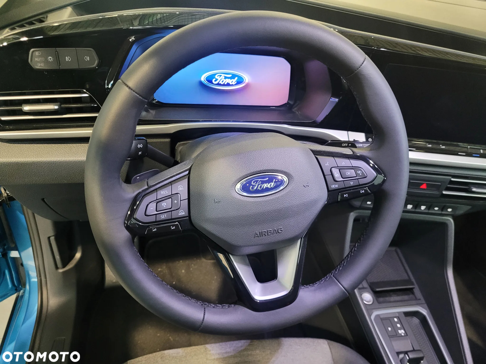 Ford Tourneo Connect Grand - 9