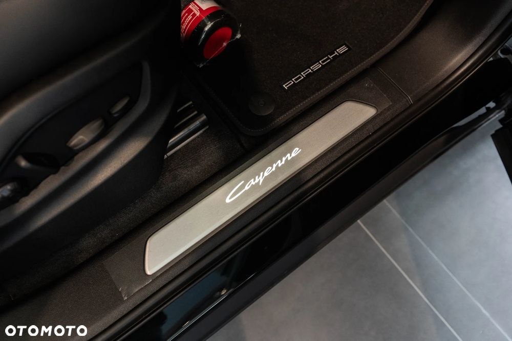 Porsche Cayenne E-Hybrid PHEV - 32