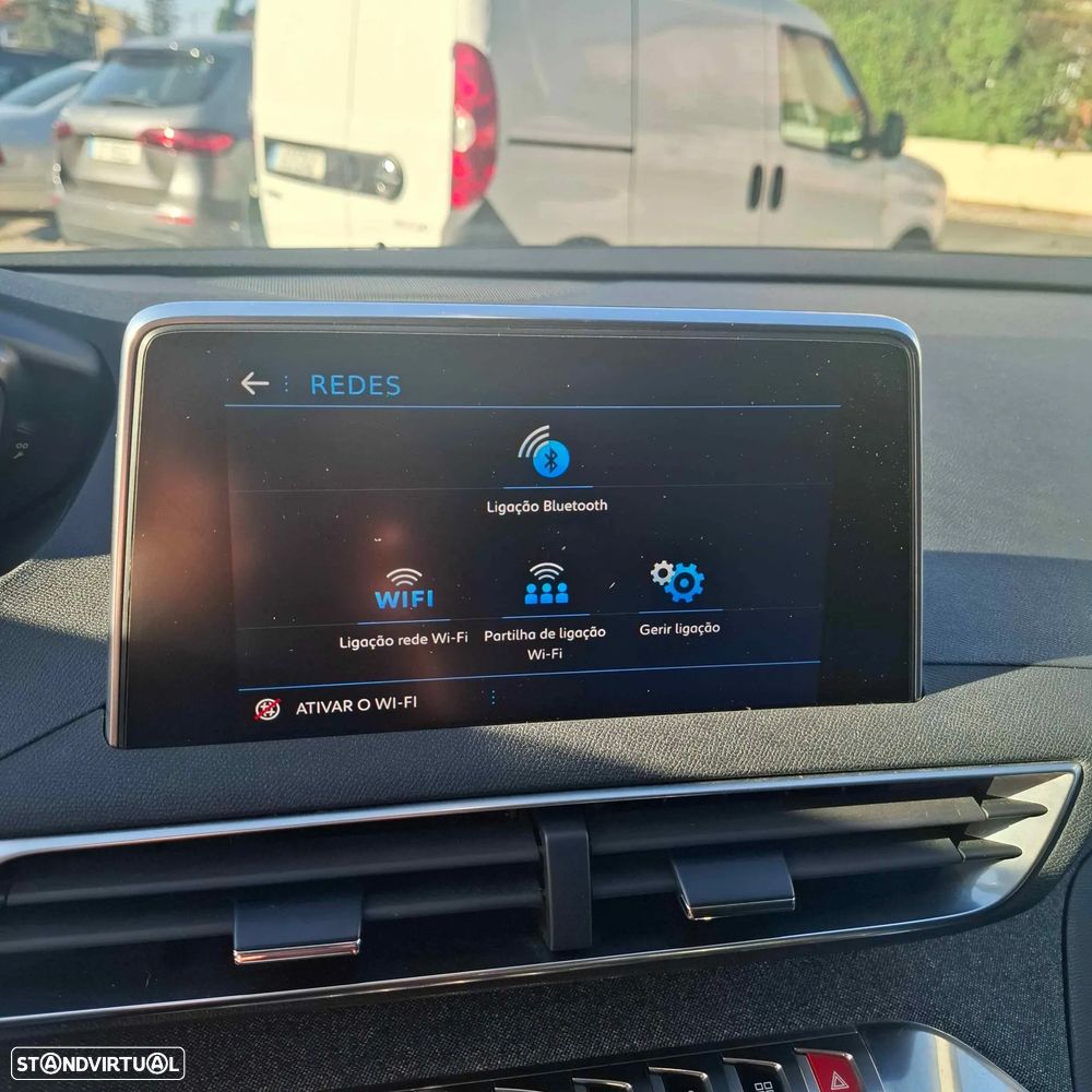 Peugeot 3008 1.5 BlueHDi Allure Pack — fotografia 11