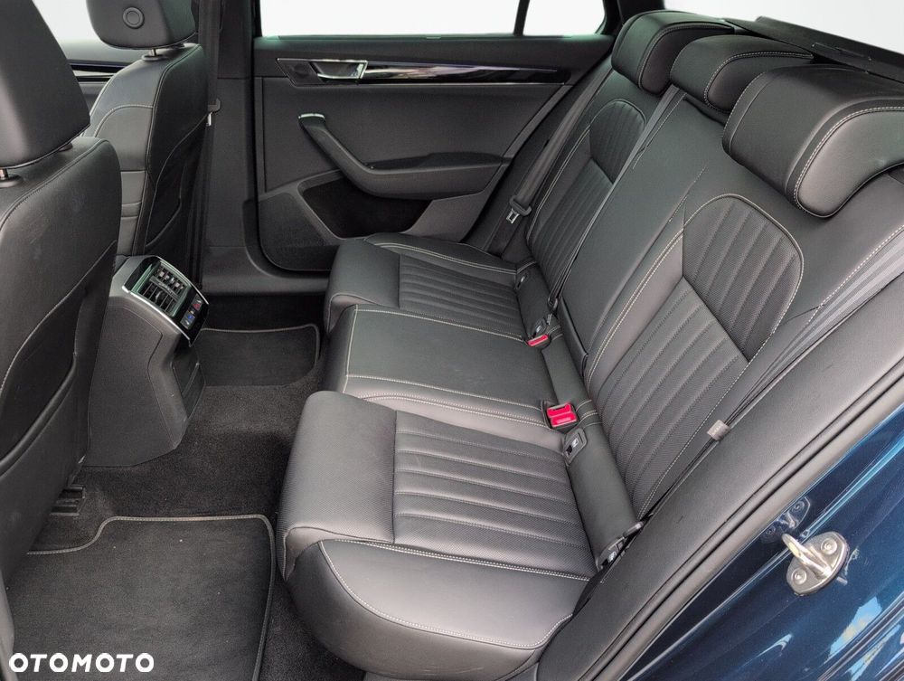 Skoda Superb 2.0 TDI SCR L&K DSG - 12