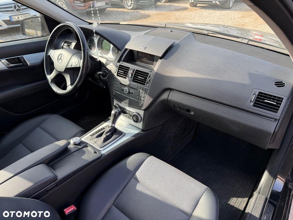 Mercedes-Benz Klasa C - 39