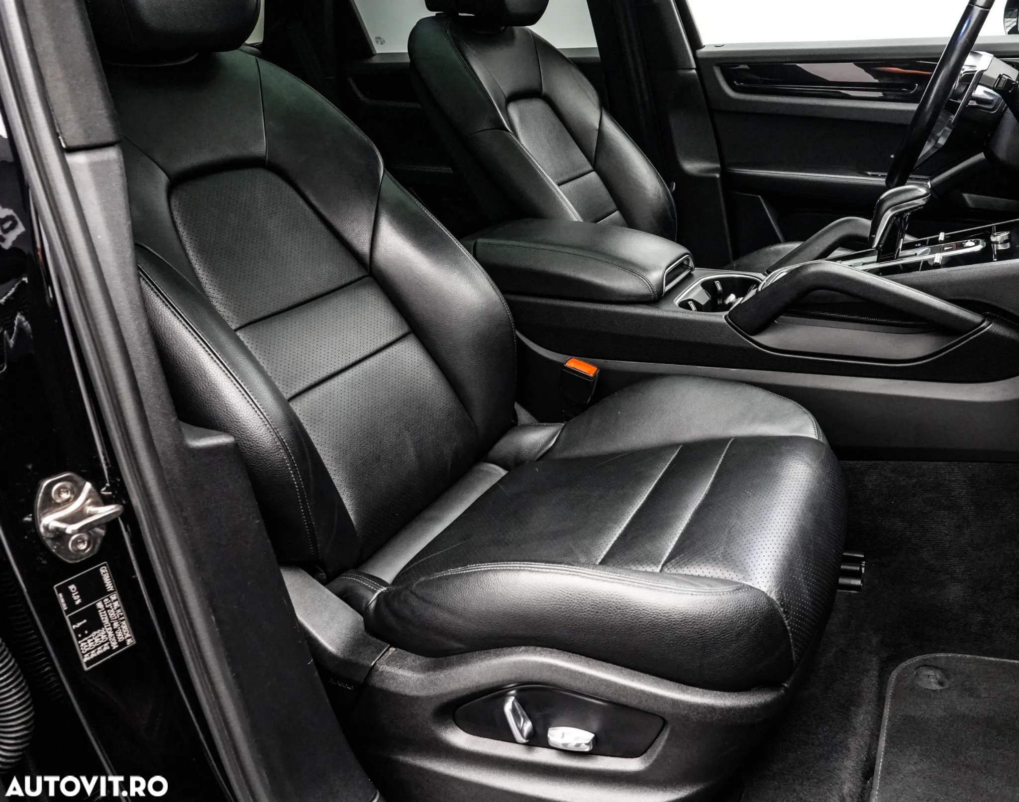 Porsche Cayenne S - 15