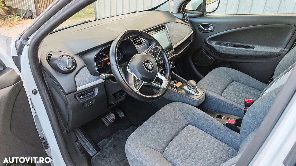 Renault ZOE - 12