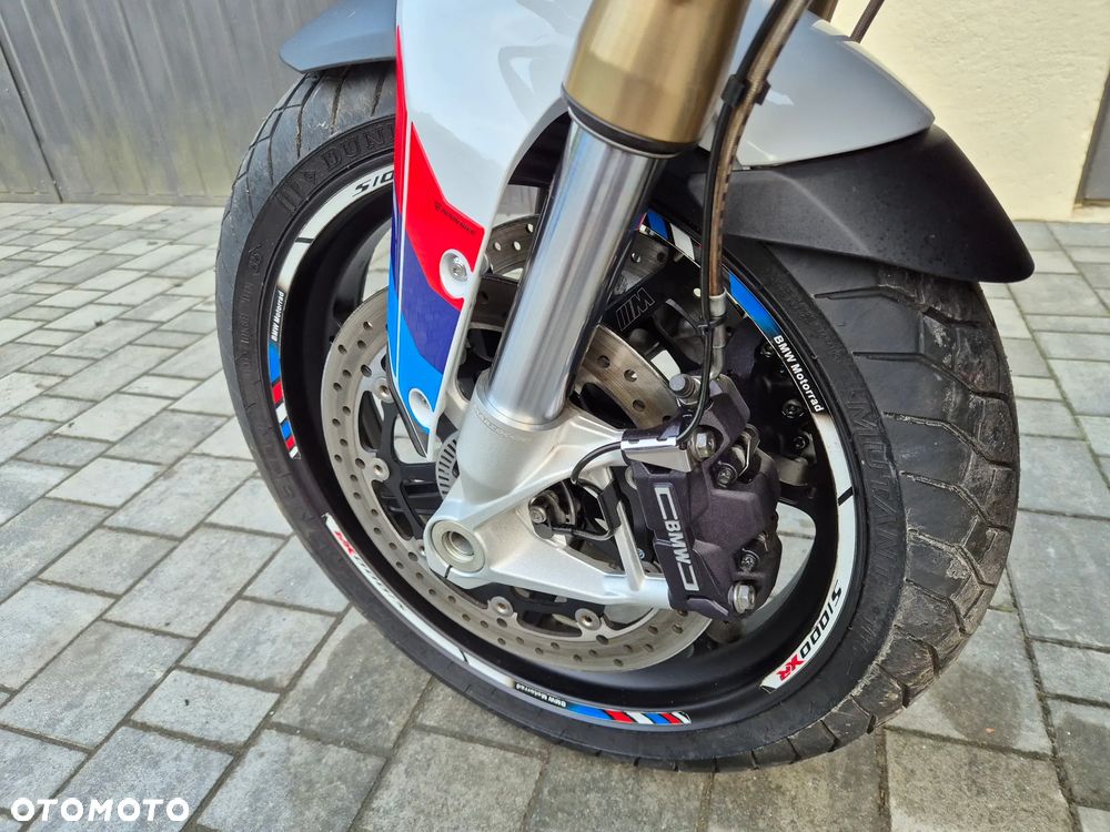 BMW XR - 15
