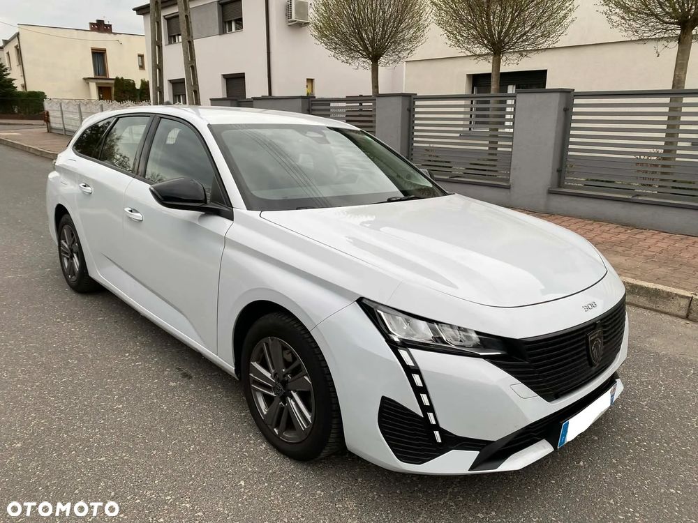 Peugeot 308 PureTech 130 EAT8 Active Pack - 4