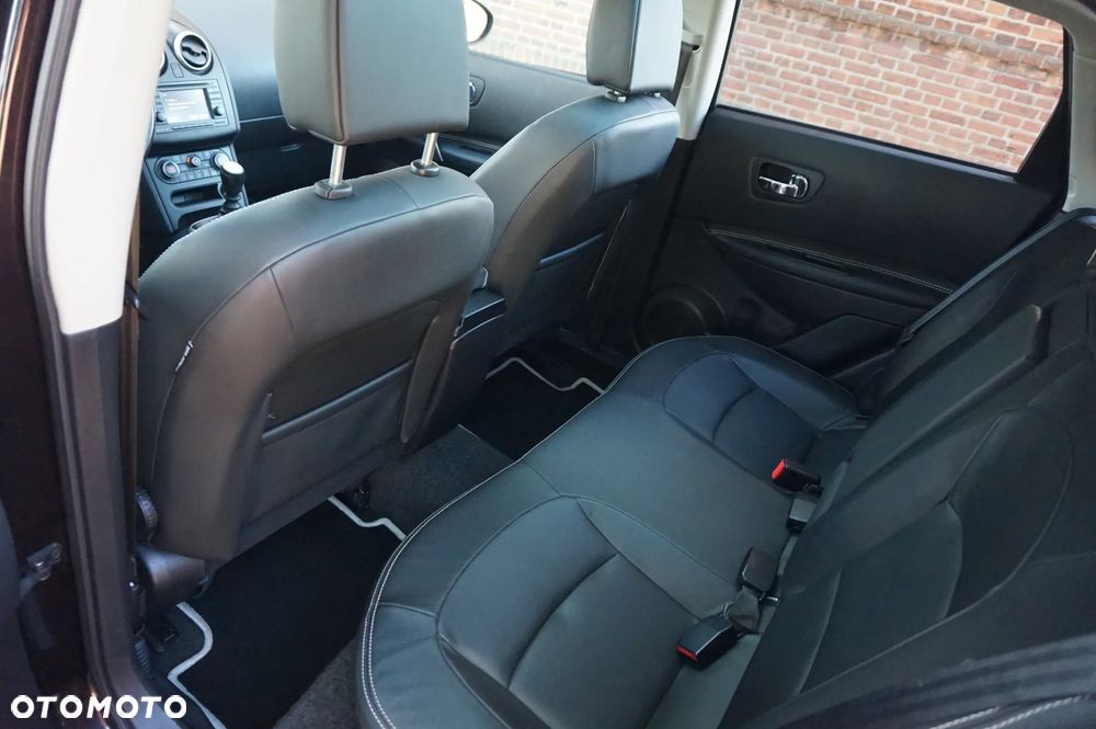Nissan Qashqai 1.6 dCi TEKNA - 19