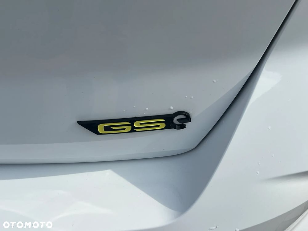 Opel Astra GSe - 9