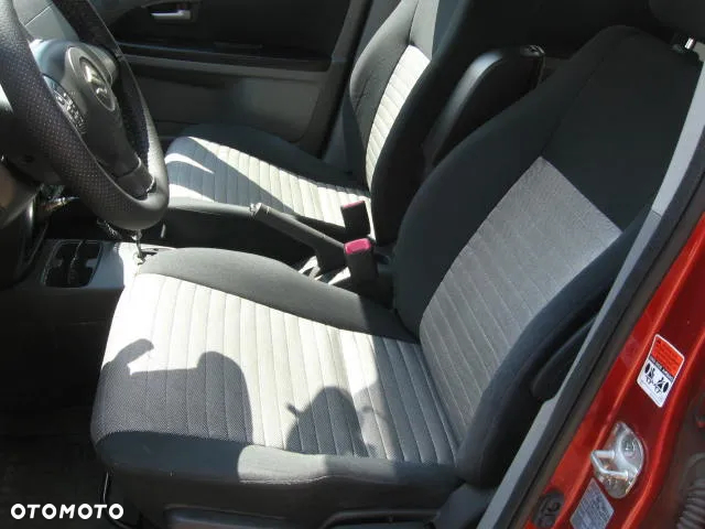 Suzuki SX4 1.6 GS / Premium - 20
