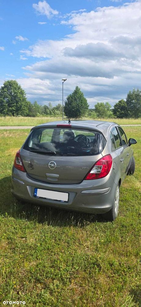 Opel Corsa - 4
