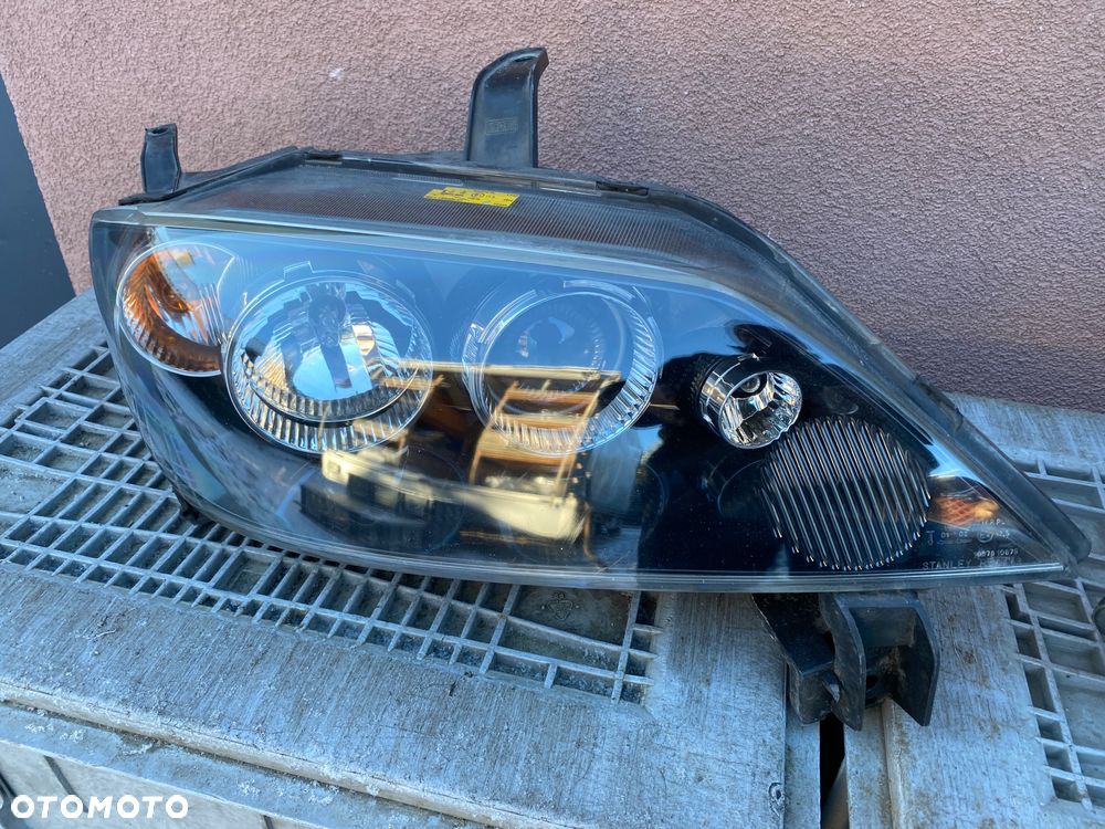 lampy mazda 2 I soczewki komplet eu całe - 3