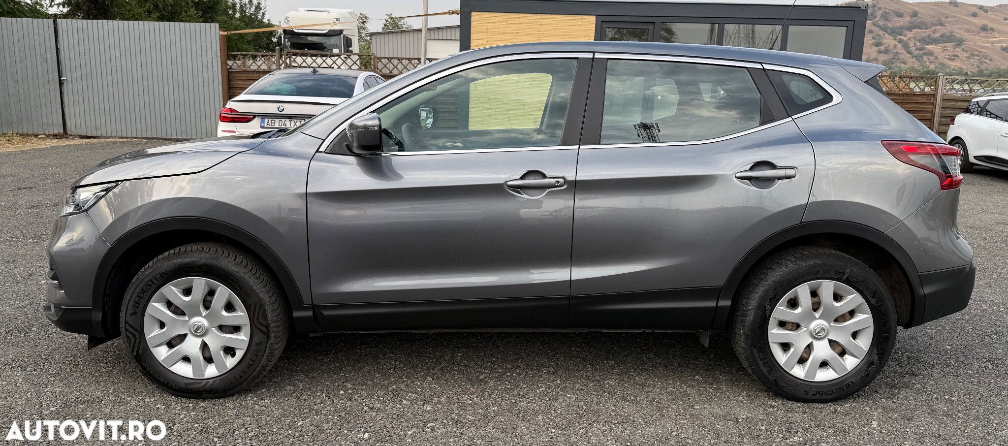 Nissan Qashqai 1.2 DIG-T N-Connecta - 10