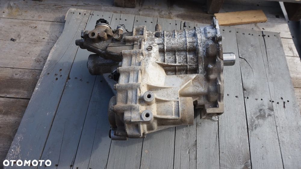 Suzuki Grand Vitara XL7 LIFT 2.7 V6 reduktor skrzyni biegow 53J