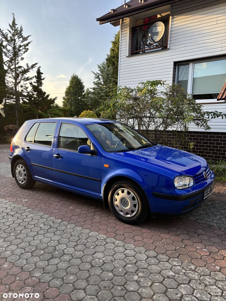 Volkswagen Golf 1.4 - 28