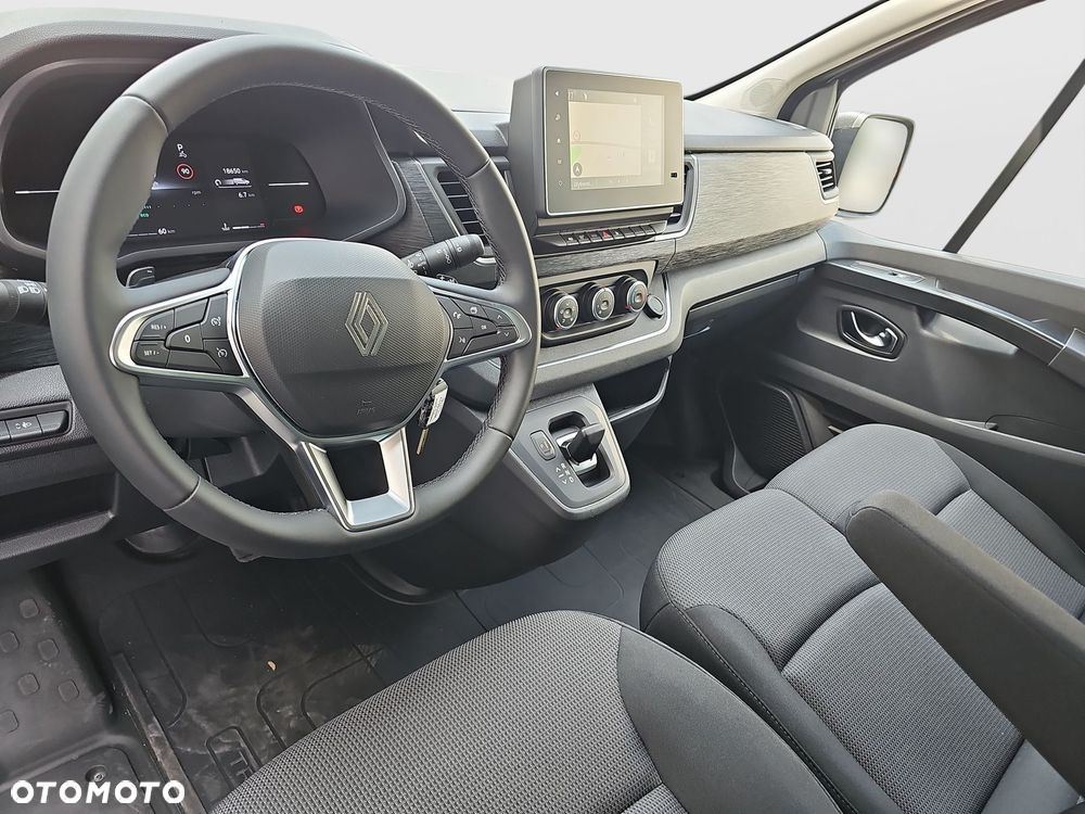 Renault Trafic - 11